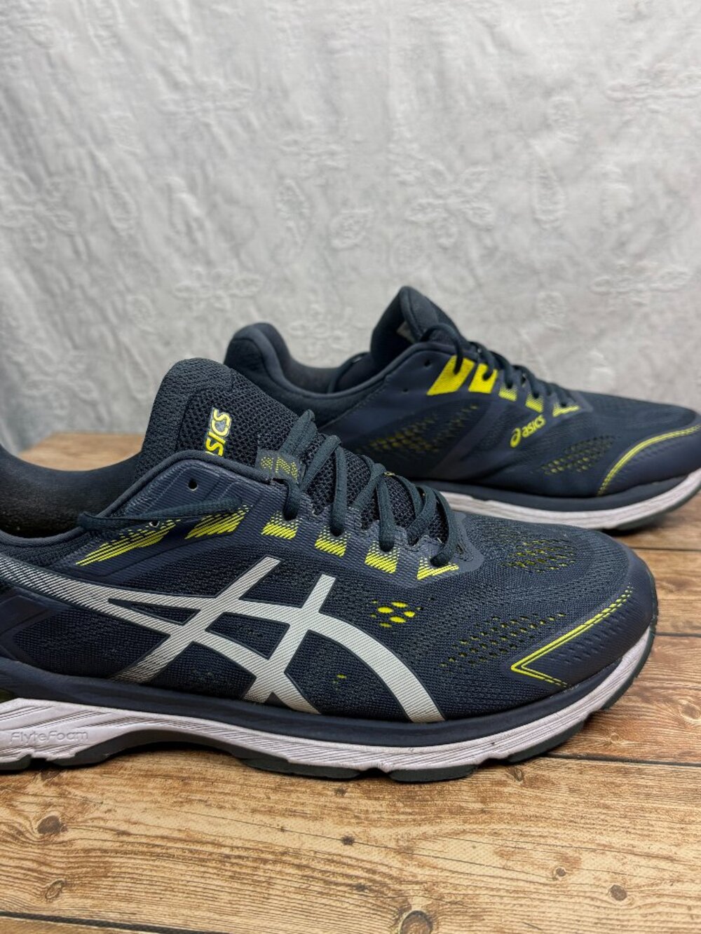 ASICS Men’s 14 Navy Blue Yellow GT-2000 FlyteFoam GEL Running Shoes Sneakers